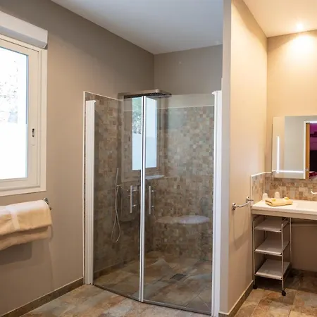 Le Belvedere فندق سان سيبريان