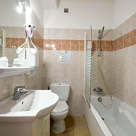 Le Belvedere Hotel Saint-Cyprien (Pyrenees-Orientales)