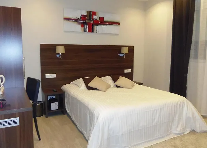 Hotel Le Belvedere Saint-Cyprien (Pyrenees-Orientales)